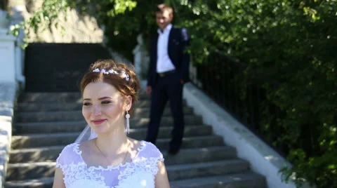 Bride and groom Stock Footage 67104953
