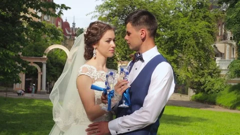 The bride and groom look at each other Stock Footage 72462071