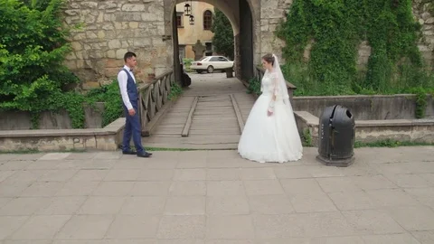 The bride and groom look at each other Stock Footage 73271859