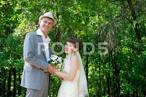 Bride and groom Stock Photos