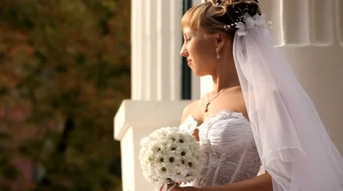Bride Looks At The Sun Video stock 52465321
