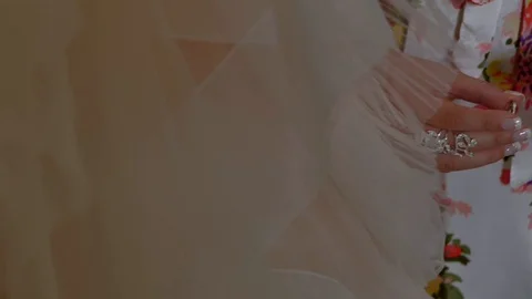 Bride putting on engagement ring close 스톡 동영상 118463528