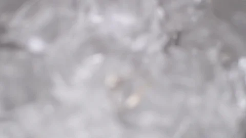 Bride ring in ice slider shoot Stockbeeldmateriaal 76573075