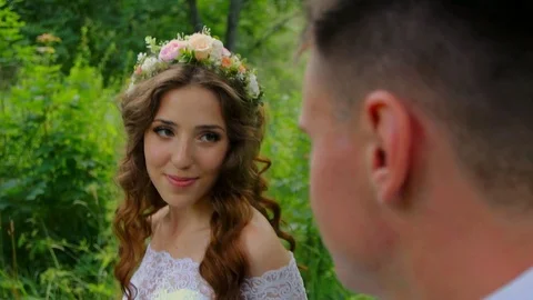 Bride smiling groom on a walk Video stock 83317669
