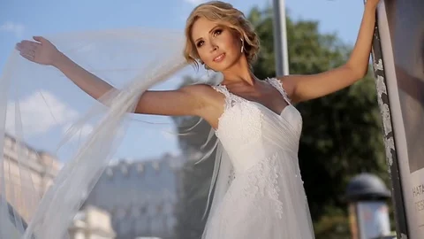 Bride waving veil Stock Footage 86312045