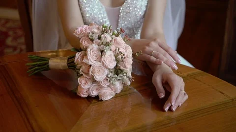Bride with wedding bouquet Stock Footage 124425002