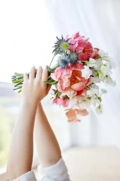 Bride with a wedding bouquet 스톡 사진