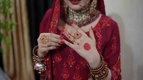 Bride Wedding Ring Hand Close Up Macro Shot Stock Footage 337371681