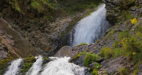 Bride's Veil Waterfall, Cascada Valul Miresei, Apuseni Mountains, Romania Video stock 154267072