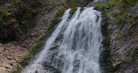Bride's Veil Waterfall, Cascada Valul Miresei, Apuseni Mountains, Romania Video stock 154267121