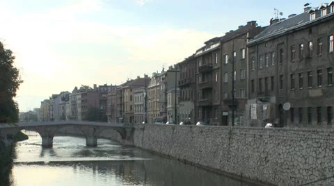 Bridge. 3 Vidéo 8661012