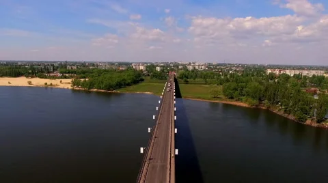 The bridge across the Dnieper River. Video stock 63204821