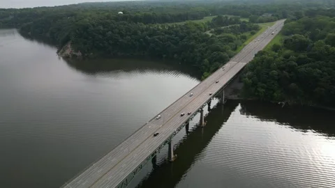 Bridge and car Video stock 311417328