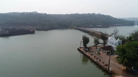 Bridge between the coast and St. Jacinto island, Goa, India. Aerial view. Stock-Footage 85631460
