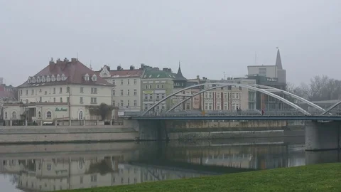 Bridge with car in Opole in a cloudy day 스톡 동영상 83046988