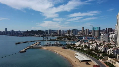 Bridge with city skyline Stock Footage 126774223