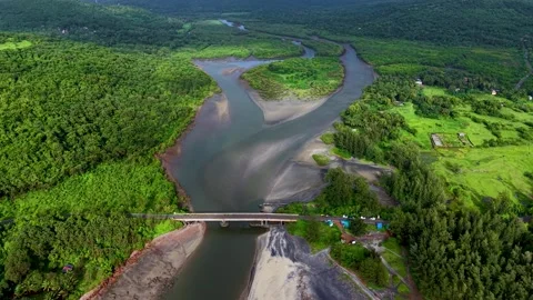 Bridge connecting Aare and Ware over creek near Ratnagiri, Maharashtra, India 動画素材 320600345