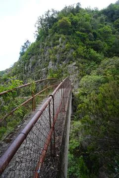 A bridge connecting two mountains Stock-Fotos