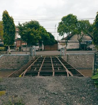A bridge that eats up by time Stock Photos