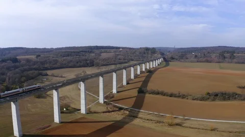Bridge for express trains over a valley near Zelligen, Bavaria, Germany 스톡 동영상 104427512