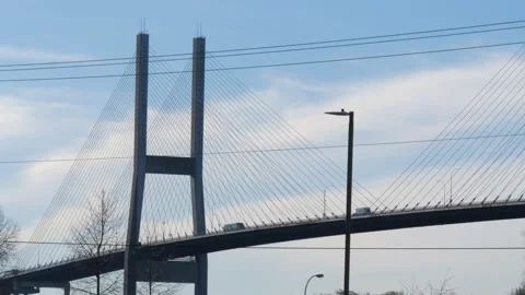 Bridge (fragment) with traffic.  Low angle. Видео 147958855