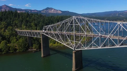 Bridge of the Gods 動画素材 116994740