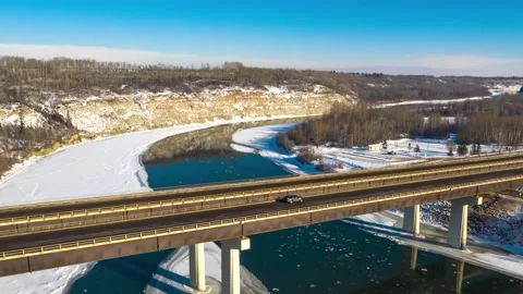 Bridge hyperlapse over river Video stock 171287711