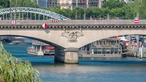 Bridge Jena over river Seine timelapse. Paris, France. Stock Footage 236493351