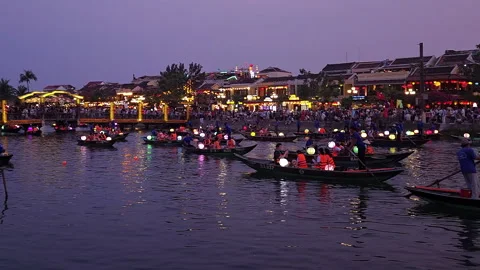 Bridge of Lights and crowded Thu Bon River nightlife, Hoi An, Vietnam Video stock 291706207