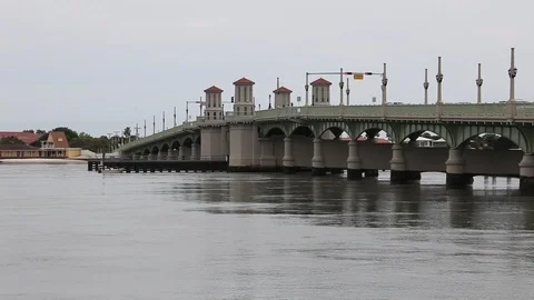 Bridge of Lions Stock Footage 94866070