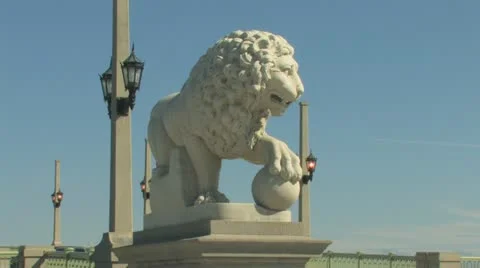Bridge of Lions Statue Stock Footage 21304742