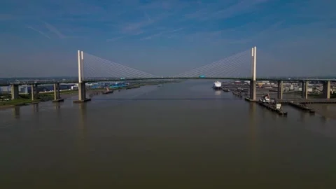 Bridge Majesty Video stock 243936922