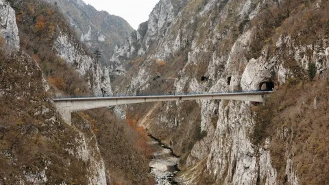Bridge in a mountain gorge copter shooting 動画素材 114973992