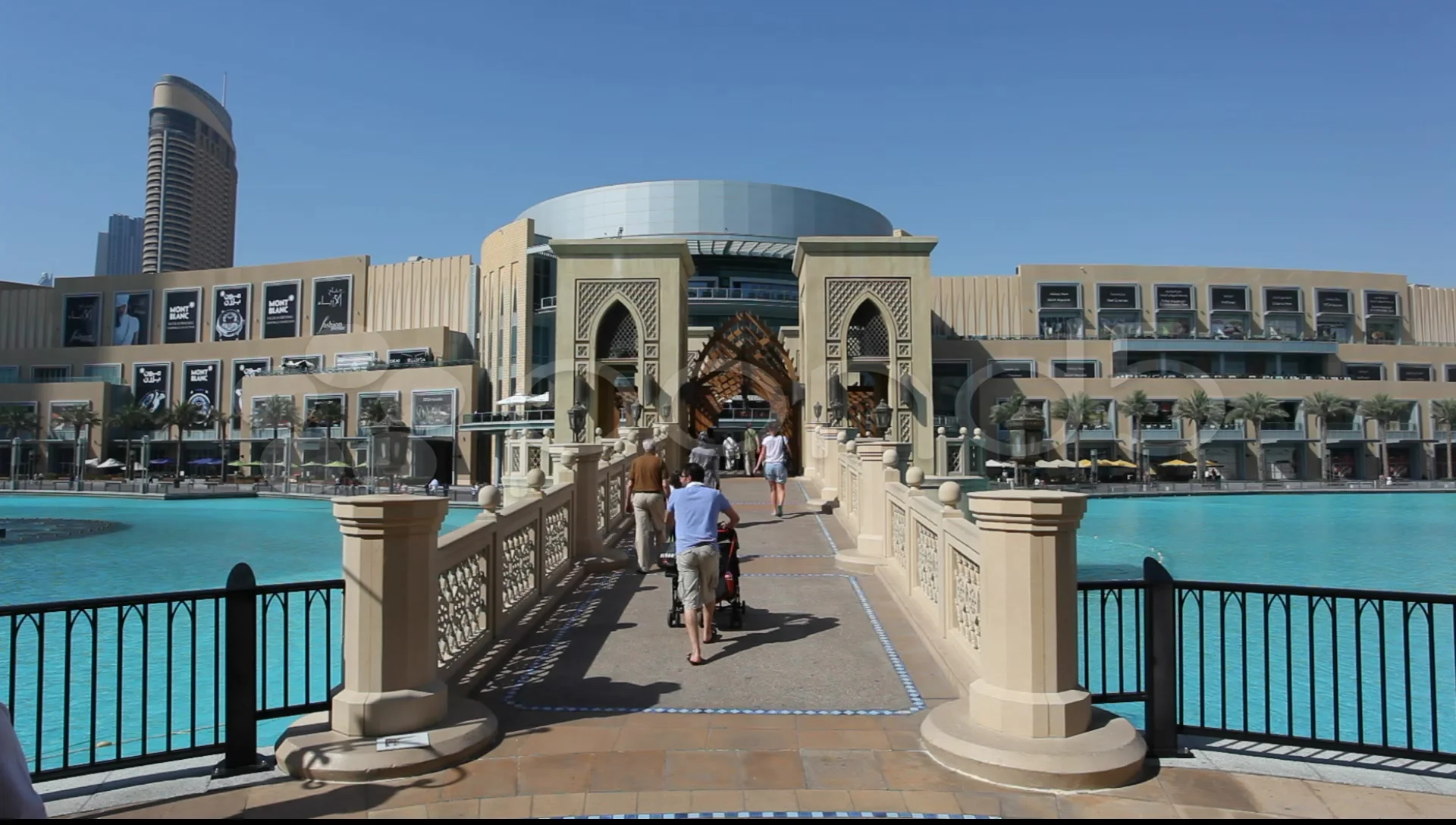 Stock Video Bridge Outside Of The Dubai Mall 7034754