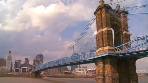 A bridge over the Ohio River leads to Cincinnati Ohio. Video stock 26966256