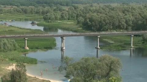 Bridge over the river Видео 11679233