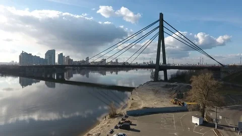 Bridge over river Stockbeeldmateriaal 76818704