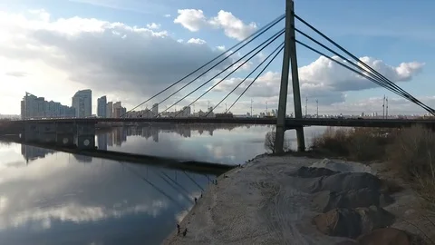 Bridge over river Stockbeeldmateriaal 76818708