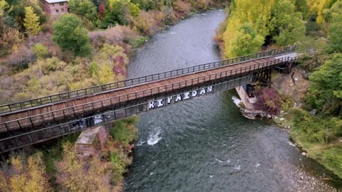 Bridge Over River Vidéo 255871132