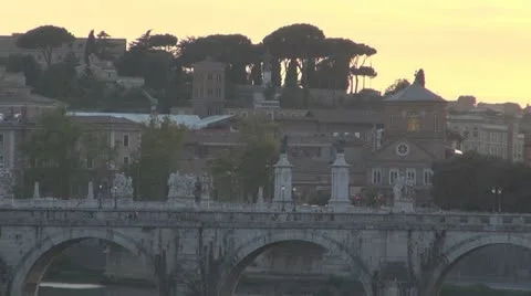 Bridge over the River Tiber Vídeos de archivo 12430646