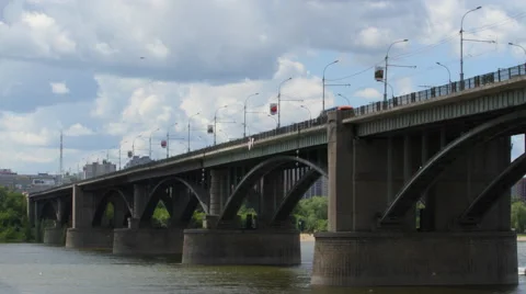 Bridge over river Time-Lapse 動画素材 53112337