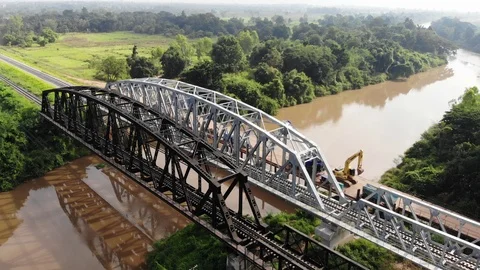 Bridge over the river, top view video 4K, 스톡 동영상 95991950