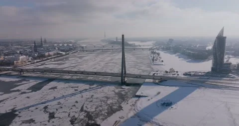 Bridge over the river in winter Stock Footage 183091499