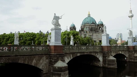 Bridge over Spree river before cathedral building Stock-Footage 127153755