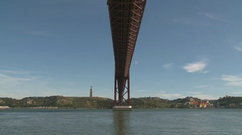 Bridge over Tagus river time lapse Stock Footage 596352
