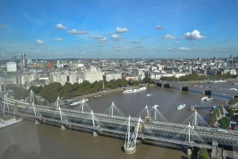 Bridge over Thames 库存照片