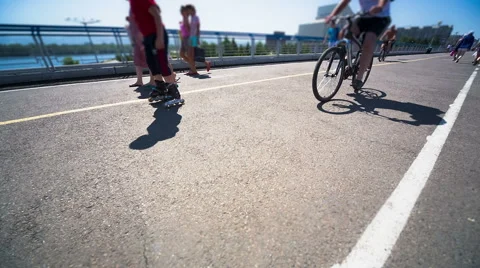 Bridge for pedestrians Stock Footage 40187315