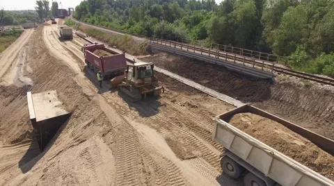 Bridge railway reconstruction Stockbeeldmateriaal 60296685