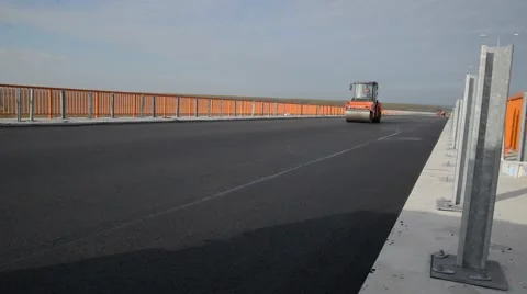 Bridge road reconstruction 動画素材 47886078