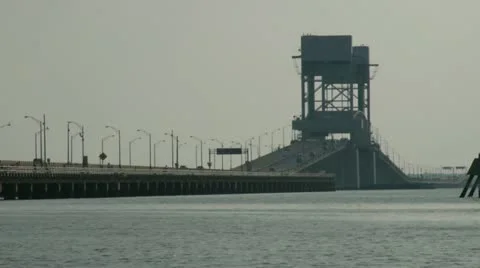 Bridge traffic timelapse Video stock 12188367